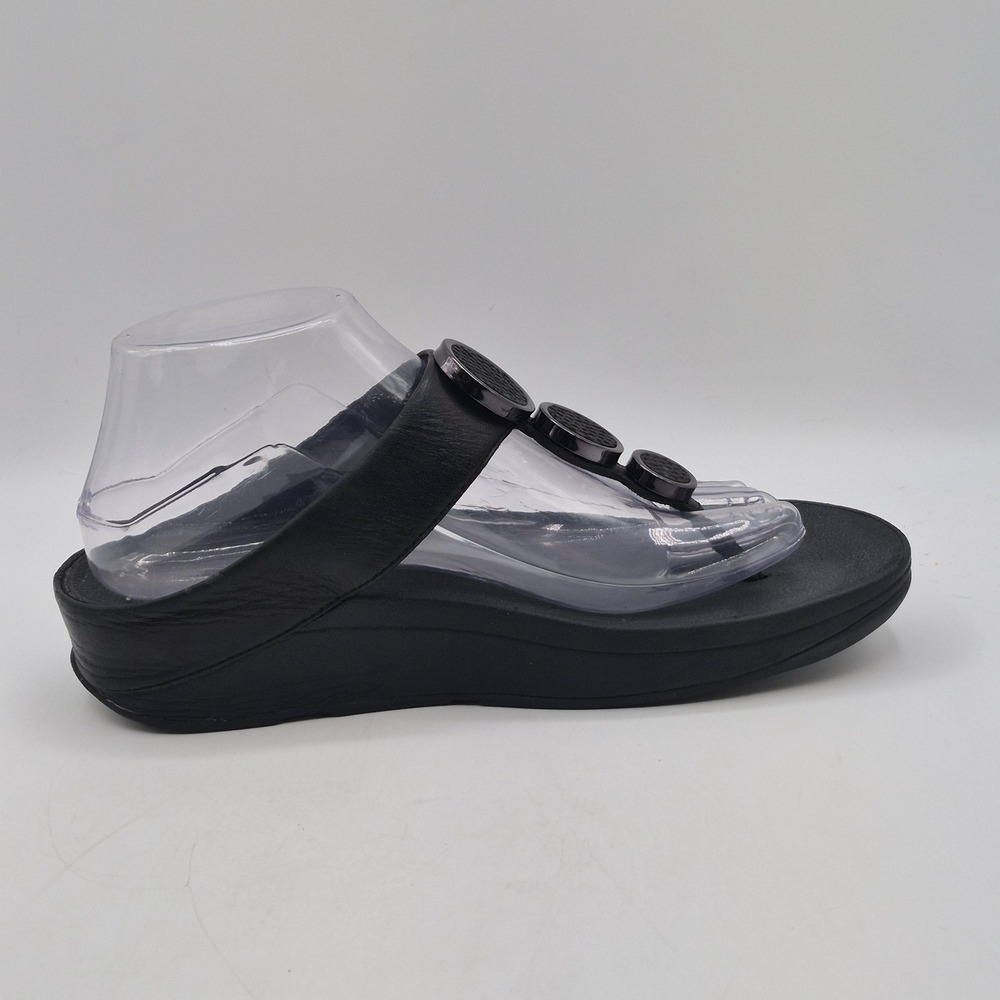 FitFlop Sandals Womens Size 8 Black Thong Medallion Microwobbleboard 142-001 - Picture 4 of 12